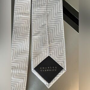 New Charles Tyrwhitt silver/gray tie. Unworn without tags